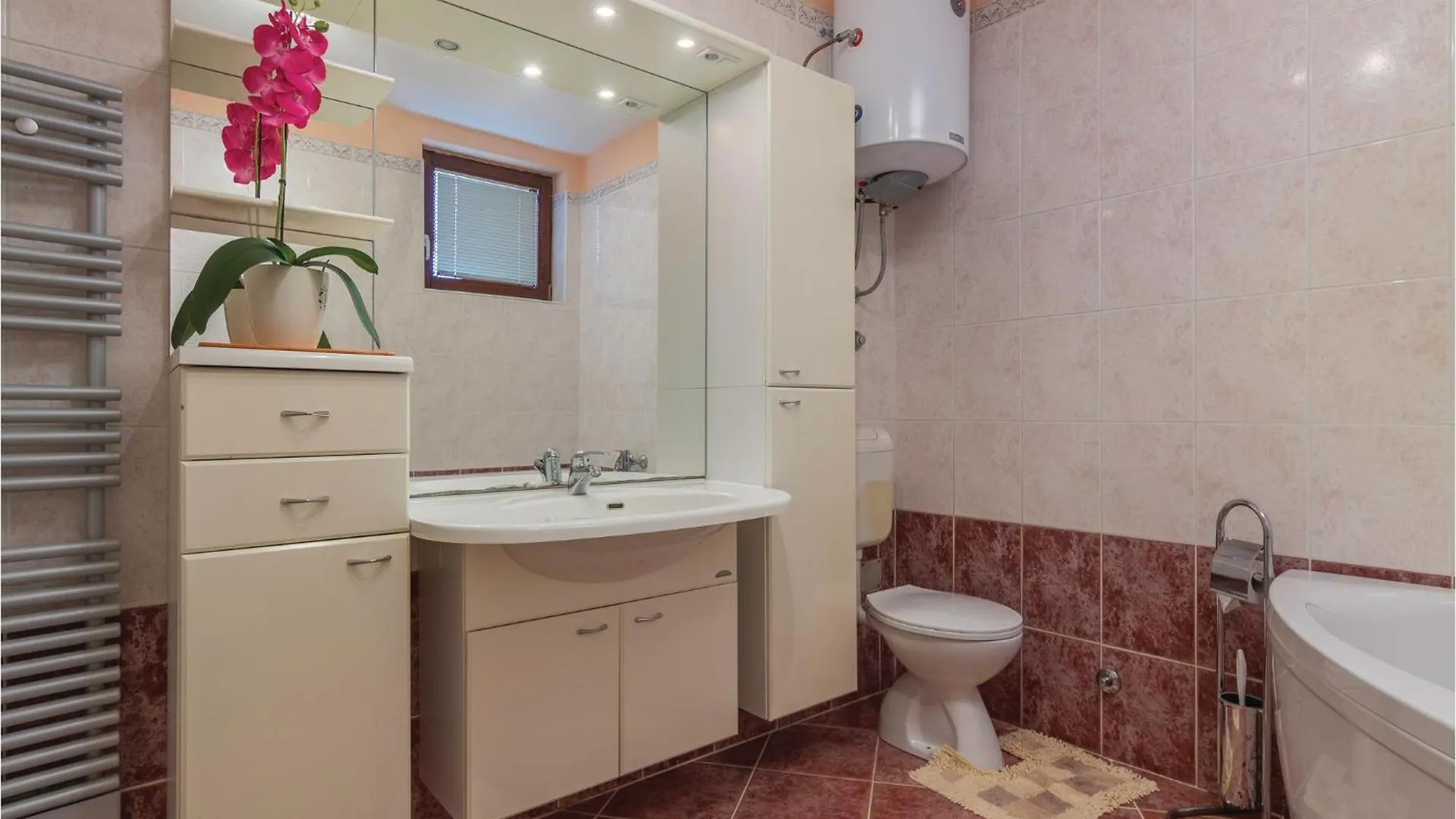 Holiday home Nice Home In Buje With Outdoor Swimming Pool